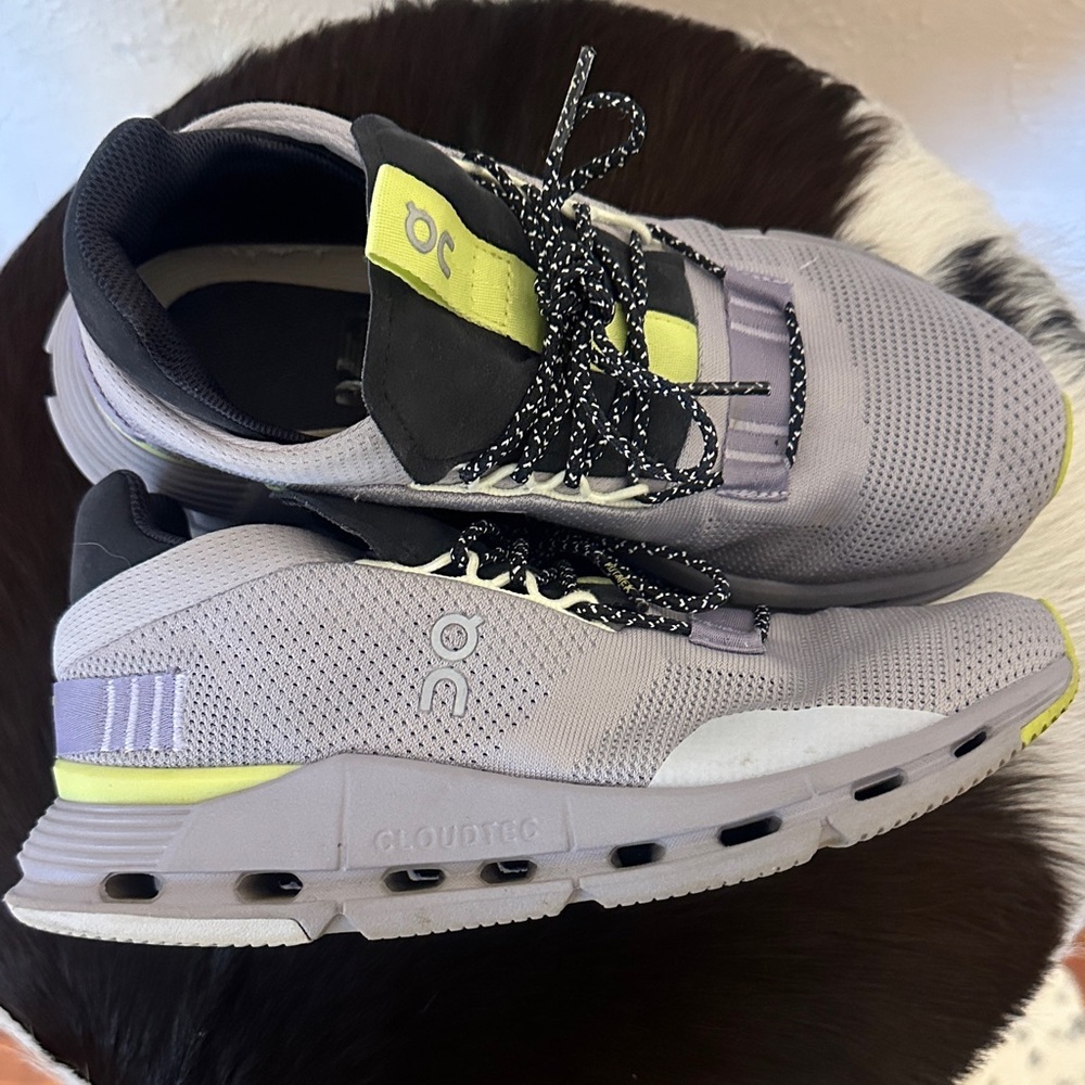 On Running women's Shoes in Gray and Lime
